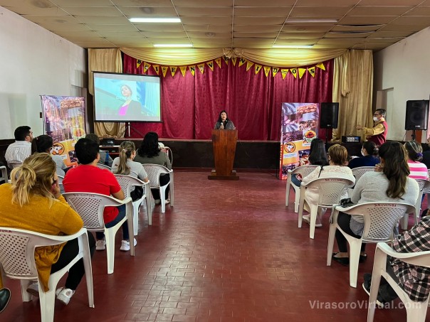 En San Luis del Palmar, Provincia y Municipio se reúnen con emprendedores