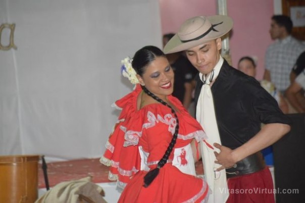 Con música y baile, el Ballet Martin Fierro celebró sus 20 años