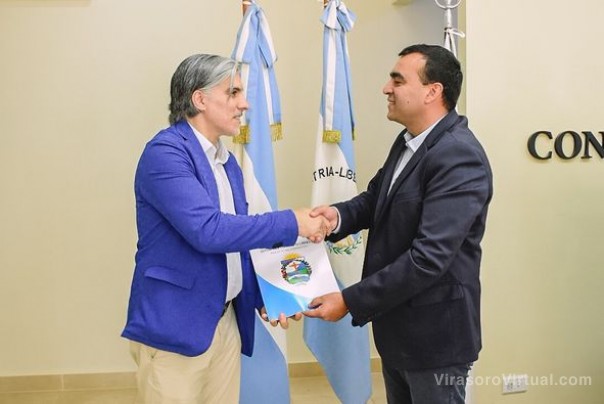 Recibieron al cónsul de Argentina en Uruguayana, el Dr Ricardo Dilelle, en el Honorable Concejo Deliberante