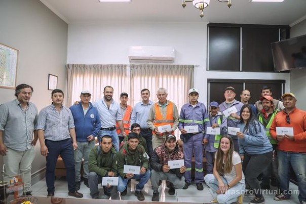 Retribucion a los trabajadores de la Planta de Separación de Residuos