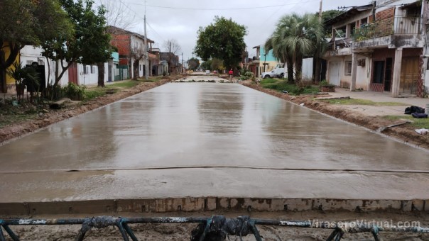 La pavimentación de la avenida José Ramón Vidal está en su proceso final