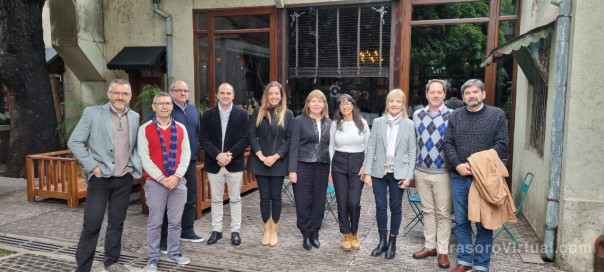 Referentes correntinos se reunieron con funcionaria nacional en virtud al programa Fiestas Argentinas
