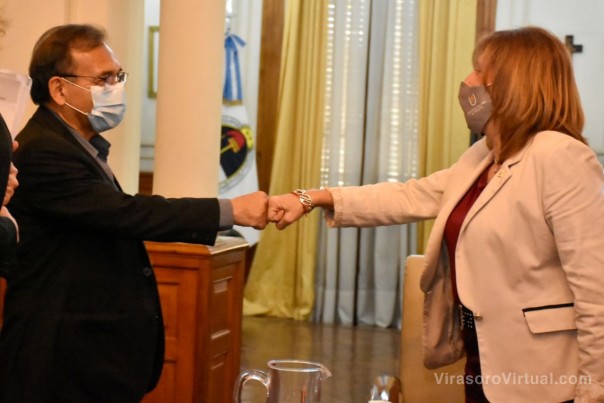Cardozo y Veiravé firmaron un convenio de prestaciones médicas para afiliados de ISUNNE