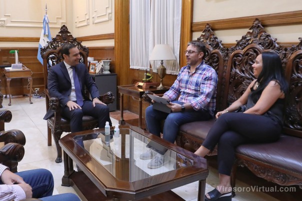 Valdés recibió a un grupo inversor interesado en el potencial de Corrientes