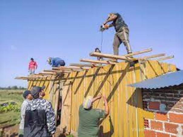Santo Tomé: voló el techo de una casa debido al temporal