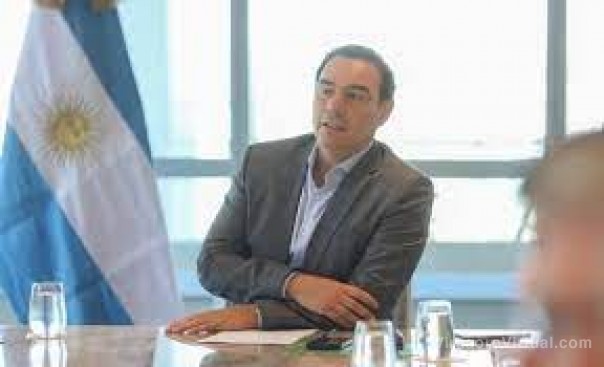Valdés propone coparticipar los derechos de exportación y la emisión monetaria