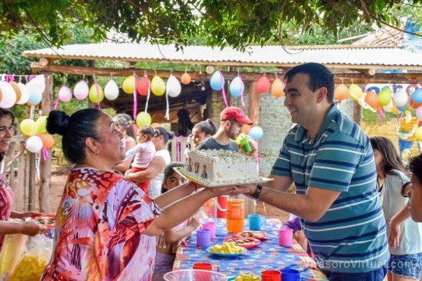 Disfrutamos una hermosa tarde en el comedor Pancita Feliz para celebrar su primer año