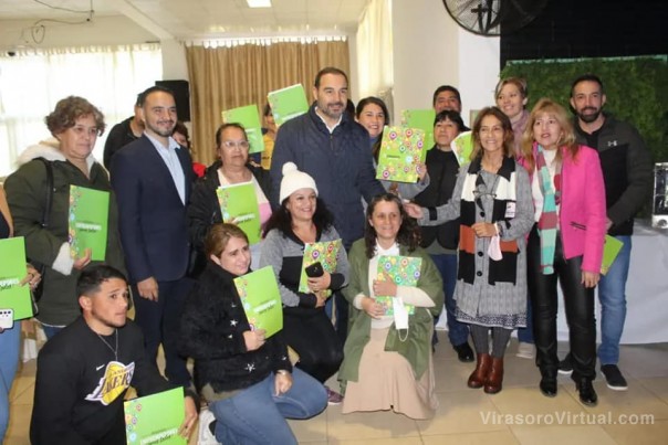 18 emprendedores de Ituzaingó, hoy cuentan con nuevos bienes de capital