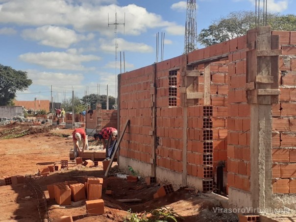 El gobierno provincial construye viviendas y desagües en Yapeyú
