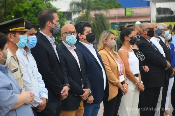 La Municipalidad conmemoró el 209° aniversario del Combate de San Lorenzo