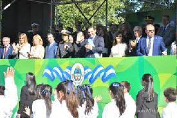 Valdés llamó a la unidad de los argentinos y a trabajar para tener una Patria mejor