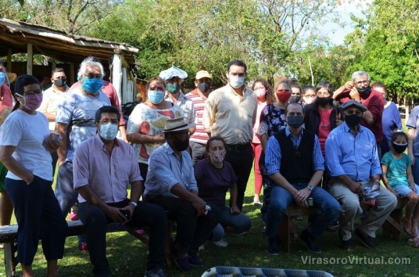 Visita a productores de Paraje Atalaya