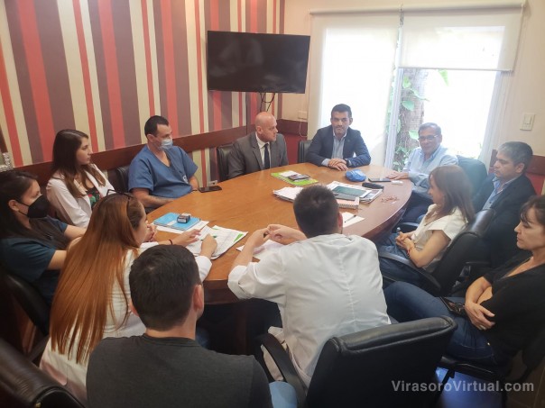 Cardozo se reunió con médicos residentes
