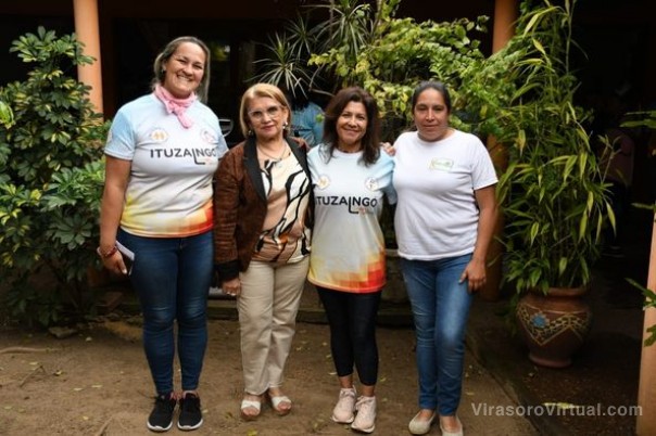 En el Hogar de Ancianos se realizó el segundo encuentro del taller de Títeres con cabeza