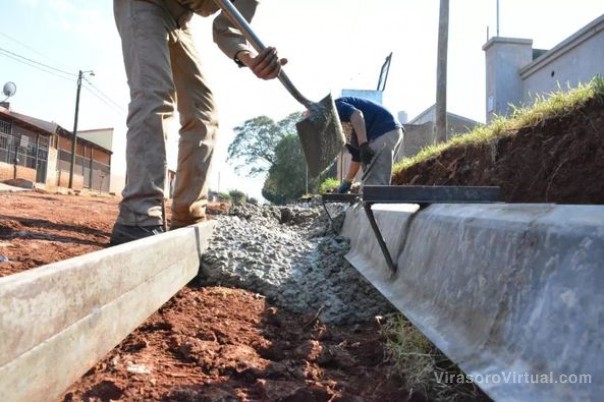 Comenzó la construcción de cordones cuneta en Manuel Ledesma