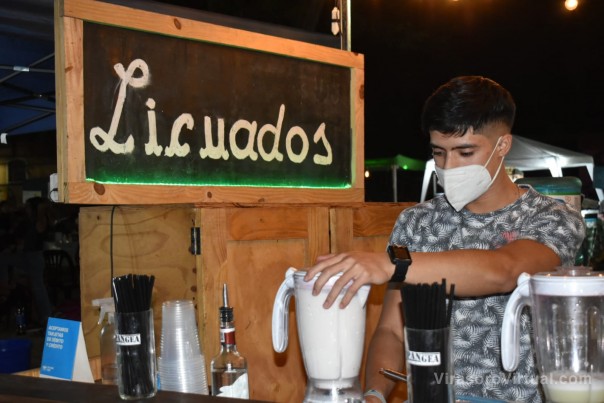 En las Ferias de Emprendedores se observaron numerosas ventas en vísperas al Día de San Valentín