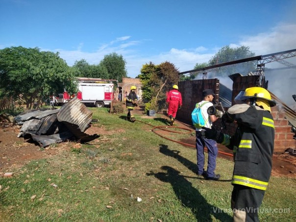 Incendio en Barrio Santa Rita