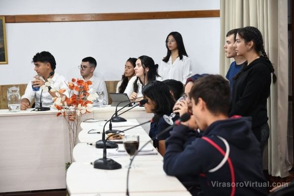 Debate Joven: los chicos involucrados con las problemáticas de la ciudad