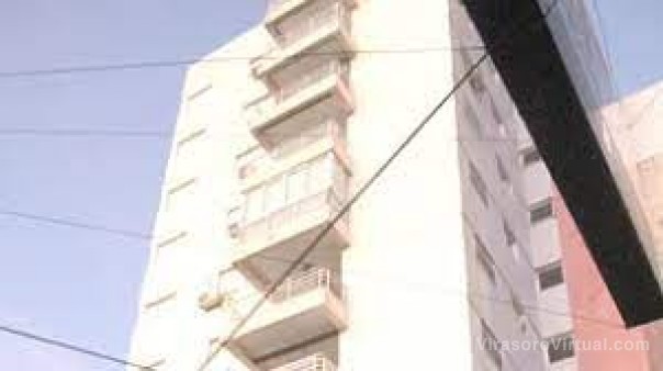 Un pintor se cayó del segundo piso de un edificio y sufrió politraumatismos