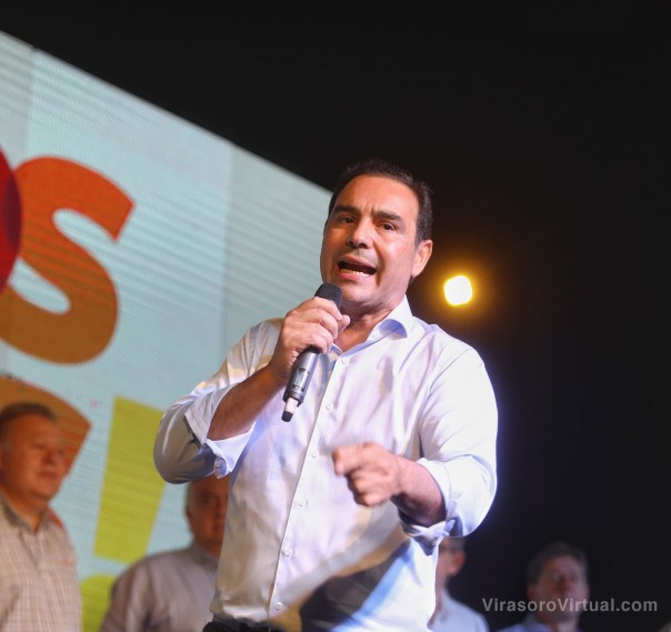 En Santo Tomé, Valdés prometió progreso con obras y Universidad y exigió al Gobierno nacional abrir fronteras