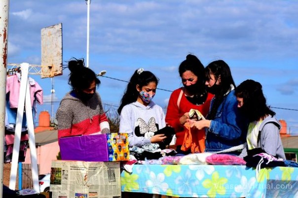 La Dirección de Desarrollo e Inclusión Social realizó la feria de fin de semana
