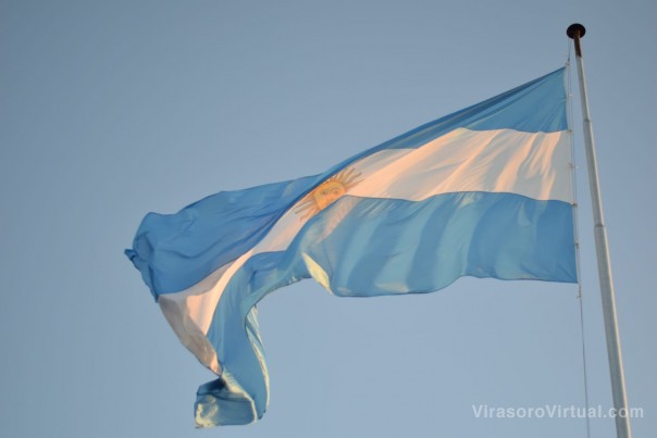 Alumnos de escuelas santotomeñas prometerán lealtad a la Bandera Nacional