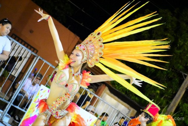 Fin de semana con peña en los barrios, premios del carnaval barrial y feria K-Anime