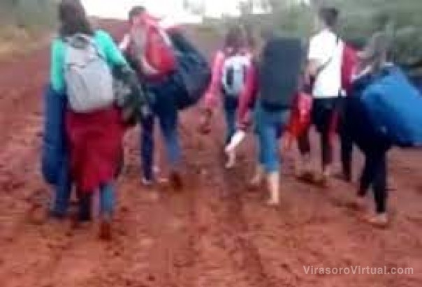 La odisea de llegar a una escuela rural de Virasoro