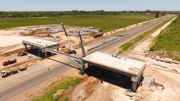 Autovía Corrientes: Vialidad Nacional finaliza construcción del primer paso sobre nivel en Ruta 12 y Av. Libertad