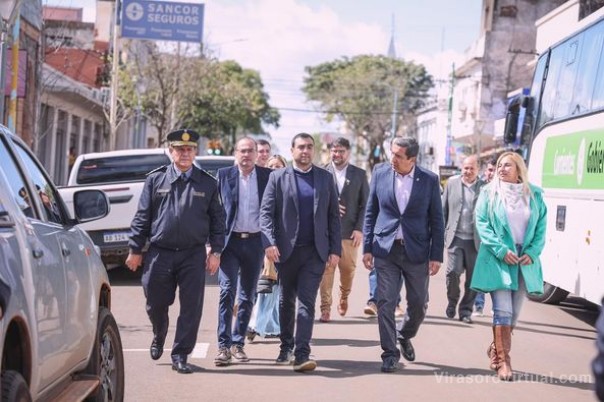 Con la presencia del Ministro de Seguridad Buenaventura Duarte, el Jefe de la Policía de Corrientes,