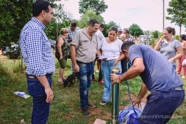 Asistieron a los vecinos del Paraje Camba con una nueva bomba sumergible de pozo profundo