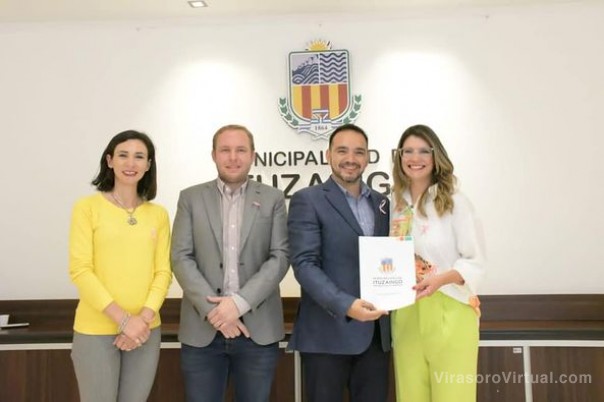 Toma de juramento a secretarios del gabinete municipal