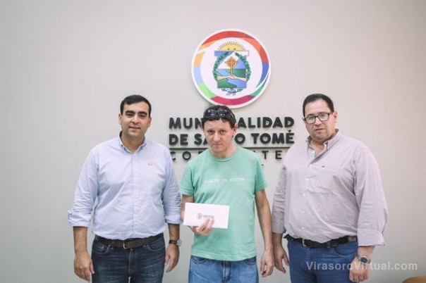 ¡Junto a la educación y cultura santotomeña!