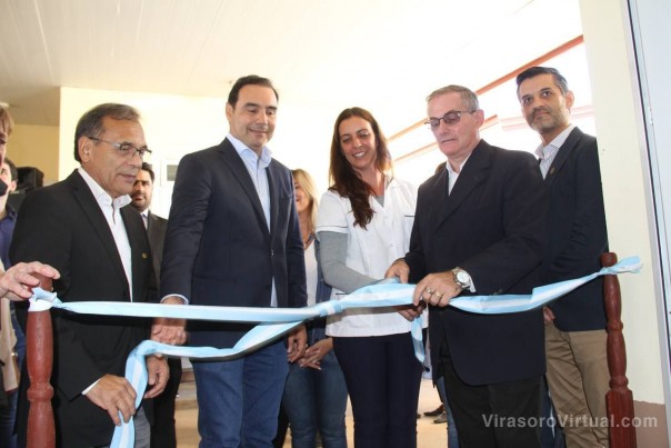 Ministro Cardozo: "Hay un compromiso firme que se plasma en hechos, de seguir fortaleciendo la Salud Pública"