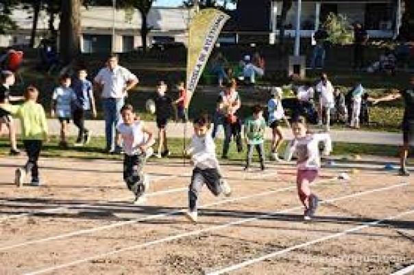 El Camba Cuá recibió a decenas de familias con actividades deportivas