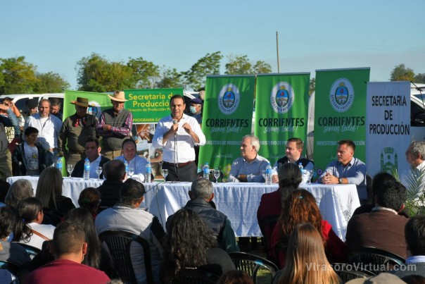 El Gobernador entregó más subsidios a productores afectados por los incendios, de Goya, Carolina, Bella Vista