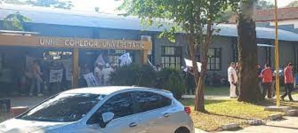 Sorpresivo paro de los gastronómicos de la Unne en Chaco y Corrientes