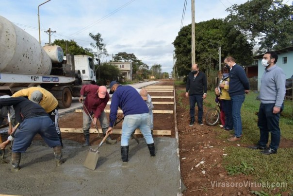 Llegó el pavimento a barrio Centenario
