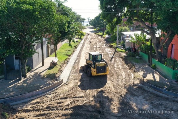 Junto al Gobierno de Corrientes estamos empezando las obras de cordón cuneta