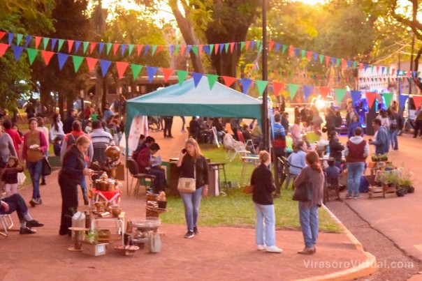 Numerosa participación de expositores en la feria de emprendedores de Virasoro