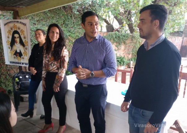 El COPRODIS brindó un taller de lengua de señas en el Comedor del barrio Industrial