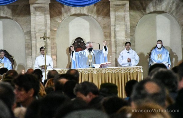 El Gobierno provincial acompañó la celebración del 122° Aniversario de la Coronación Pontificia de la Virgen de Itatí