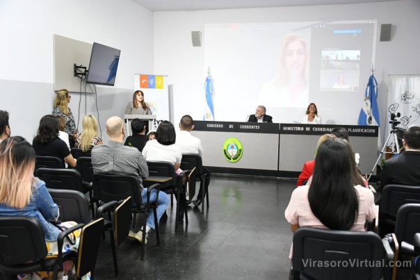 Con la formación de recursos humanos, Corrientes acelera su inserción en la Economía del Conocimiento
