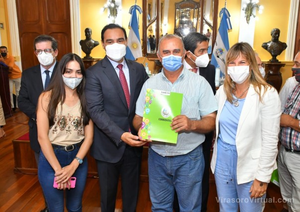 Valdés: “La situación de los incendios no está terminada”