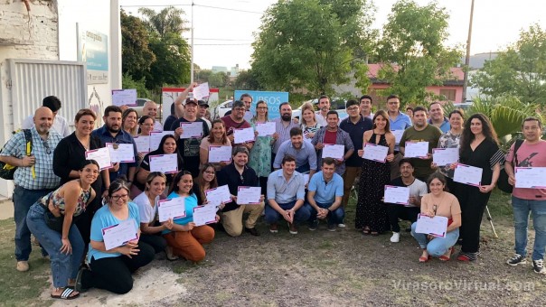 Nueva entrega de certificados en la Escuela de Oficios y a locutores con aval de Enacom