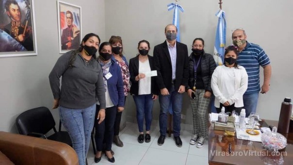 Visita de Egresadas del profesorado de Educación Primaria del Instituto Borges