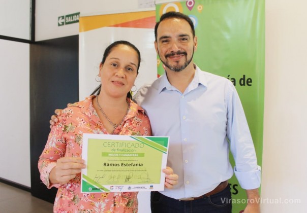 Entrega de certificados de la capacitación de mozos y camareras