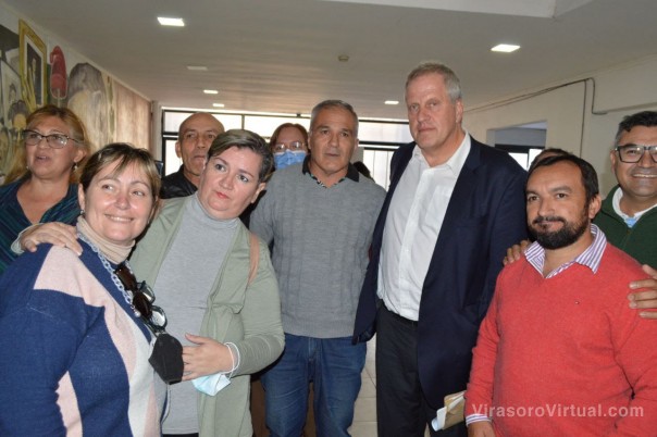 SUTECO presentó pliego de demandas docentes al ministro de educación nacional Jaime Perczyk