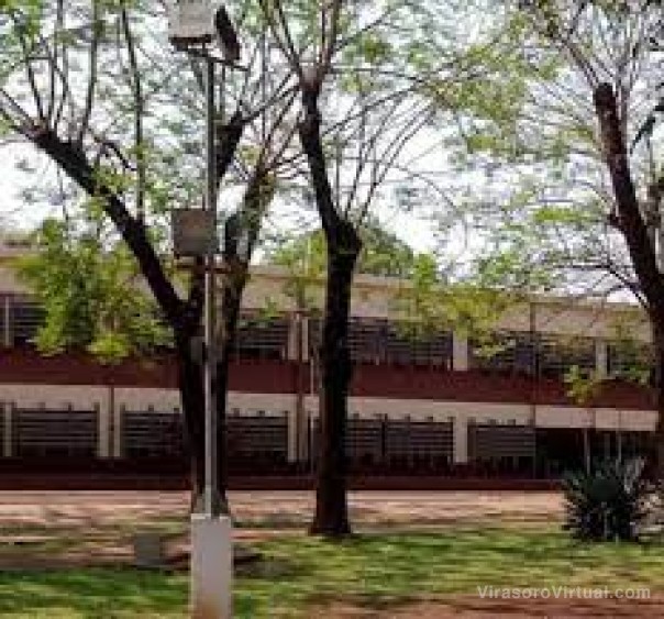 Profesor seguirá preso por denuncias de abuso