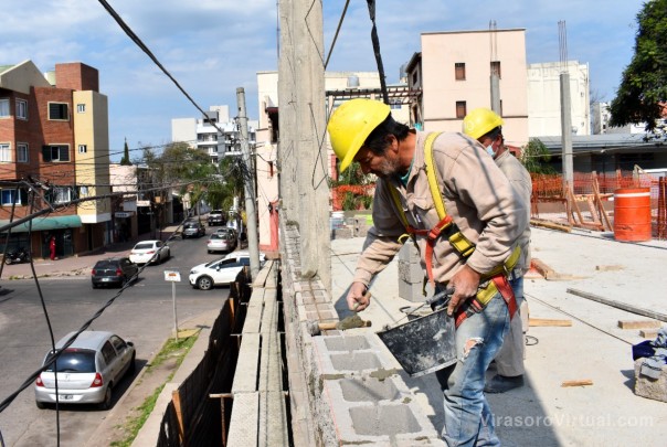 Nuevo Mercado de Ex Vía: La Provincia comenzó el levantado de paredes del futuro edificio